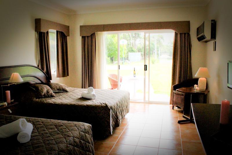 Seaside Garden Retreat Accommodation Wamberal Екстер'єр фото